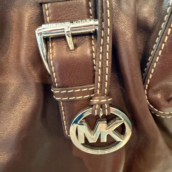 Michael Kors Brown Leather shoulder or Crossbody Bag with Silver Hardware - Picture 16 of 17